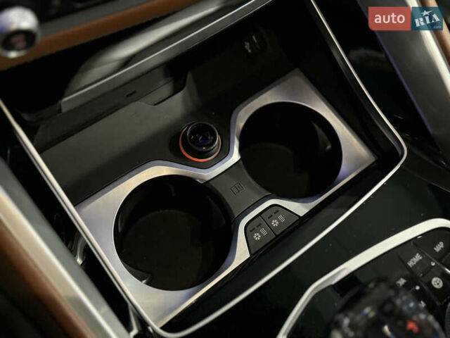 БМВ Х6, объемом двигателя 4.4 л и пробегом 28 тыс. км за 81000 $, фото 26 на Automoto.ua