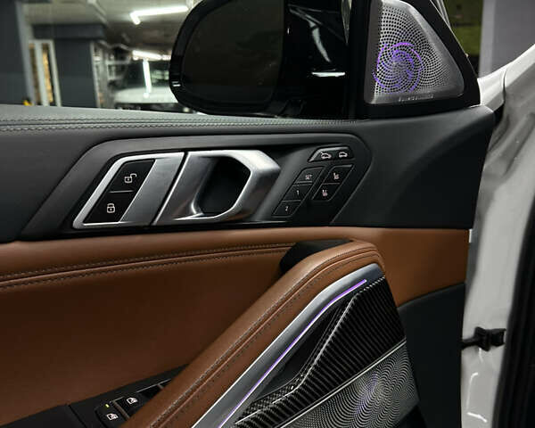 БМВ Х6, об'ємом двигуна 4.4 л та пробігом 21 тис. км за 135000 $, фото 70 на Automoto.ua