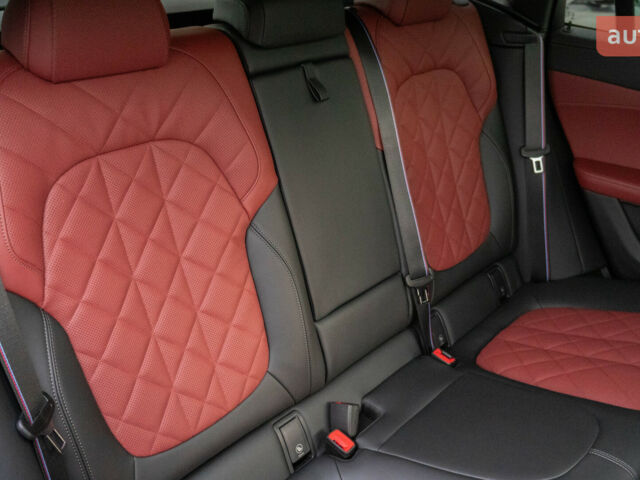 БМВ Х6, объемом двигателя 2.99 л и пробегом 0 тыс. км за 124733 $, фото 31 на Automoto.ua