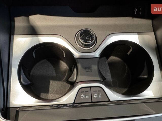 БМВ Х6, об'ємом двигуна 2.99 л та пробігом 0 тис. км за 111165 $, фото 25 на Automoto.ua