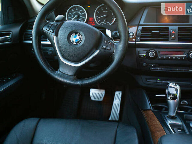 Серый БМВ Х6, объемом двигателя 3 л и пробегом 180 тыс. км за 18500 $, фото 10 на Automoto.ua