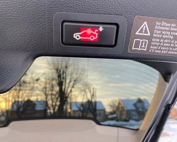 Серый БМВ Х6, объемом двигателя 3 л и пробегом 214 тыс. км за 17000 $, фото 13 на Automoto.ua