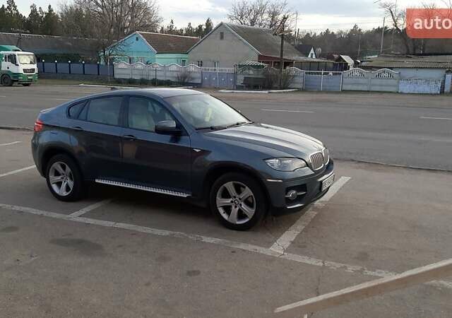 Серый БМВ Х6, объемом двигателя 3 л и пробегом 300 тыс. км за 18500 $, фото 3 на Automoto.ua