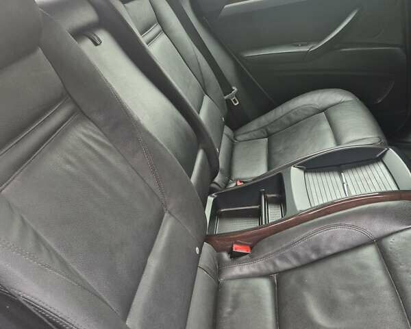 Серый БМВ Х6, объемом двигателя 4.39 л и пробегом 126 тыс. км за 16200 $, фото 17 на Automoto.ua