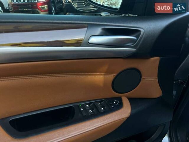 Серый БМВ Х6, объемом двигателя 2.98 л и пробегом 200 тыс. км за 16900 $, фото 19 на Automoto.ua