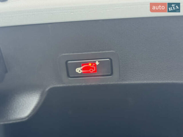 Серый БМВ Х6, объемом двигателя 4.39 л и пробегом 236 тыс. км за 11900 $, фото 37 на Automoto.ua