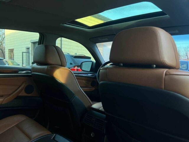 Серый БМВ Х6, объемом двигателя 3 л и пробегом 200 тыс. км за 16900 $, фото 22 на Automoto.ua