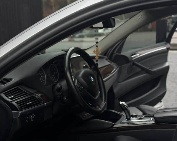 Серый БМВ Х6, объемом двигателя 4.39 л и пробегом 236 тыс. км за 11900 $, фото 42 на Automoto.ua