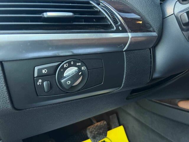 Серый БМВ Х6, объемом двигателя 3 л и пробегом 200 тыс. км за 16900 $, фото 15 на Automoto.ua