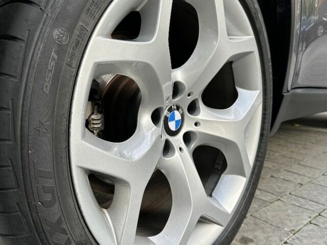 Серый БМВ Х6, объемом двигателя 3 л и пробегом 200 тыс. км за 16999 $, фото 11 на Automoto.ua