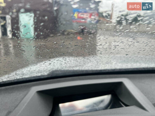 Сірий БМВ Х6, об'ємом двигуна 2.99 л та пробігом 289 тис. км за 19999 $, фото 34 на Automoto.ua