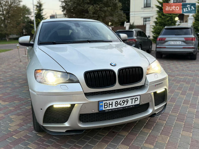 Серый БМВ Х6, объемом двигателя 3 л и пробегом 250 тыс. км за 12999 $, фото 2 на Automoto.ua
