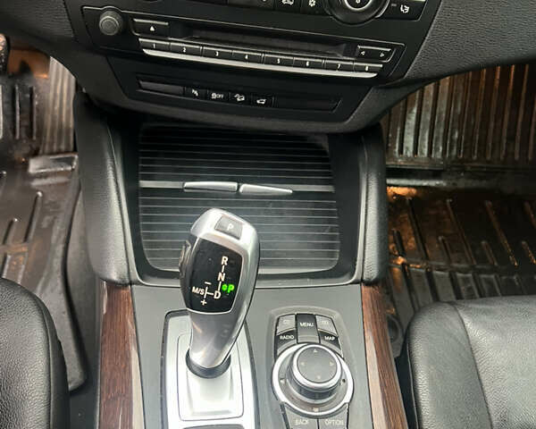 Сірий БМВ Х6, об'ємом двигуна 2.99 л та пробігом 289 тис. км за 19999 $, фото 37 на Automoto.ua