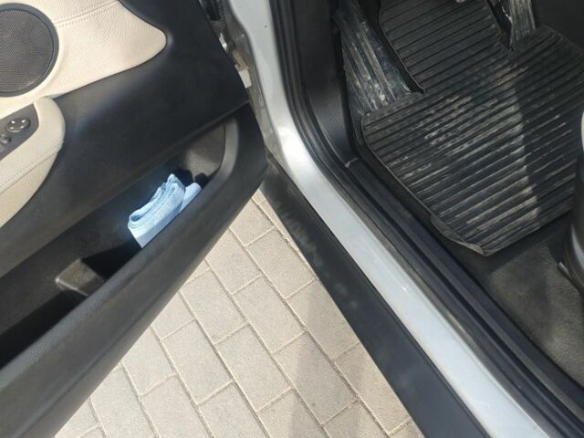 Сірий БМВ Х6, об'ємом двигуна 3 л та пробігом 238 тис. км за 17500 $, фото 7 на Automoto.ua