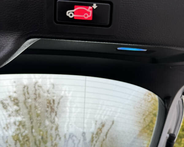 Серый БМВ Х6, объемом двигателя 2.99 л и пробегом 261 тыс. км за 18900 $, фото 10 на Automoto.ua