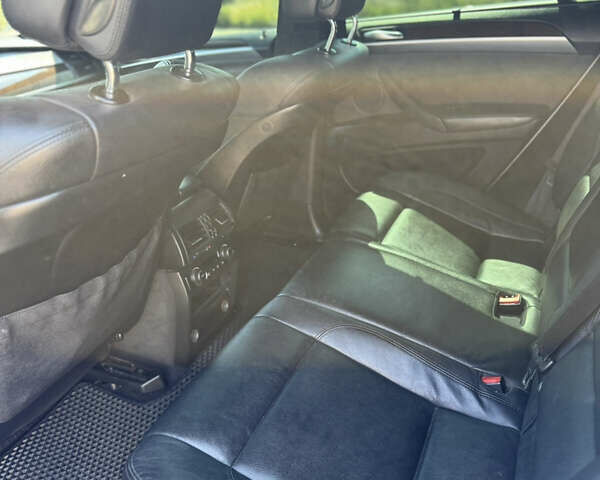 Сірий БМВ Х6, об'ємом двигуна 2.98 л та пробігом 301 тис. км за 16000 $, фото 4 на Automoto.ua