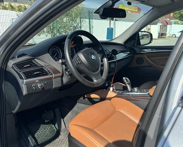 Серый БМВ Х6, объемом двигателя 2.99 л и пробегом 121 тыс. км за 22000 $, фото 2 на Automoto.ua