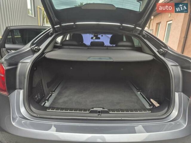 Серый БМВ Х6, объемом двигателя 2.99 л и пробегом 245 тыс. км за 33800 $, фото 2 на Automoto.ua