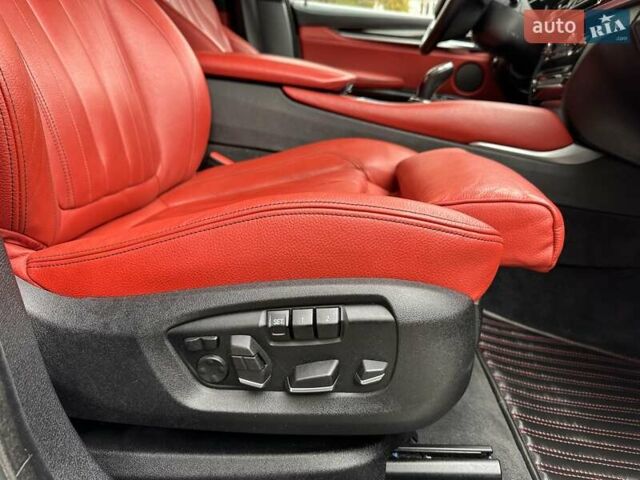 Серый БМВ Х6, объемом двигателя 4.39 л и пробегом 165 тыс. км за 26999 $, фото 112 на Automoto.ua