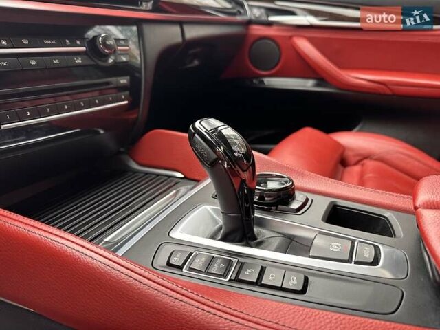 Серый БМВ Х6, объемом двигателя 4.39 л и пробегом 165 тыс. км за 26999 $, фото 121 на Automoto.ua