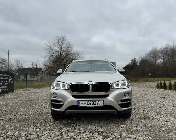 Серый БМВ Х6, объемом двигателя 3 л и пробегом 128 тыс. км за 33900 $, фото 6 на Automoto.ua