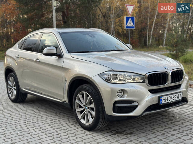 Серый БМВ Х6, объемом двигателя 2.99 л и пробегом 128 тыс. км за 36999 $, фото 6 на Automoto.ua