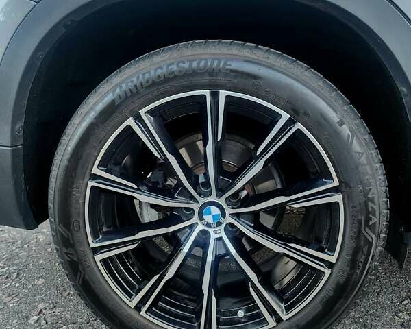 Серый БМВ Х6, объемом двигателя 2.99 л и пробегом 117 тыс. км за 35900 $, фото 17 на Automoto.ua