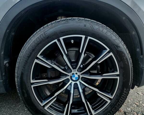 Серый БМВ Х6, объемом двигателя 2.99 л и пробегом 117 тыс. км за 35900 $, фото 18 на Automoto.ua