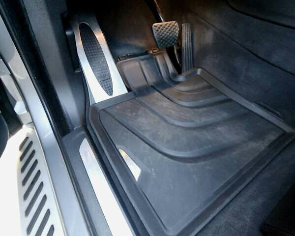 Сірий БМВ Х6, об'ємом двигуна 2.99 л та пробігом 117 тис. км за 35500 $, фото 39 на Automoto.ua