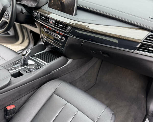 Серый БМВ Х6, объемом двигателя 3 л и пробегом 128 тыс. км за 33900 $, фото 33 на Automoto.ua