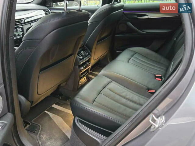 Сірий БМВ Х6, об'ємом двигуна 3 л та пробігом 106 тис. км за 31800 $, фото 27 на Automoto.ua
