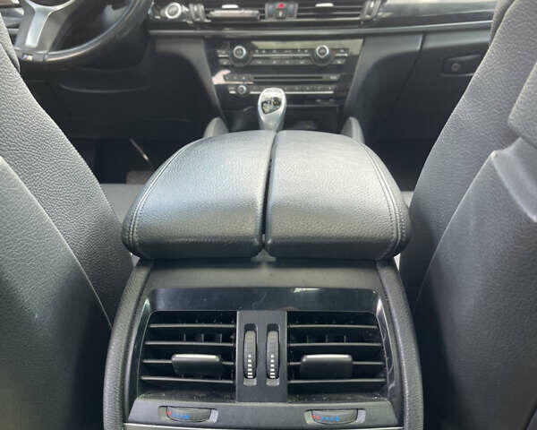 Серый БМВ Х6, объемом двигателя 2.98 л и пробегом 171 тыс. км за 35999 $, фото 27 на Automoto.ua