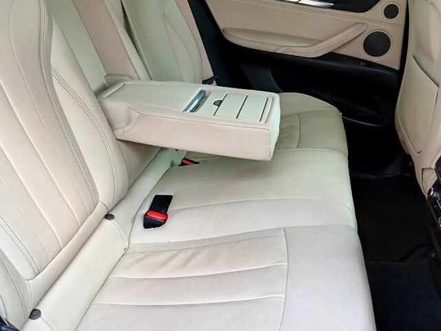 Серый БМВ Х6, объемом двигателя 3 л и пробегом 144 тыс. км за 25000 $, фото 7 на Automoto.ua