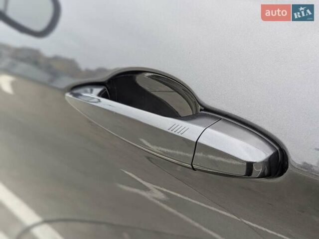 Серый БМВ Х6, объемом двигателя 2.98 л и пробегом 143 тыс. км за 25500 $, фото 9 на Automoto.ua