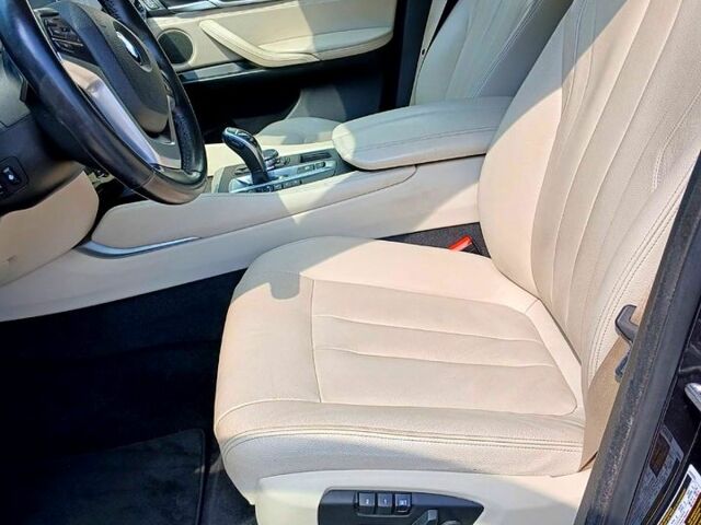 Серый БМВ Х6, объемом двигателя 3 л и пробегом 144 тыс. км за 25000 $, фото 6 на Automoto.ua