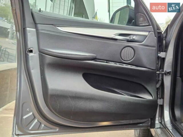 Сірий БМВ Х6, об'ємом двигуна 3 л та пробігом 106 тис. км за 31800 $, фото 15 на Automoto.ua