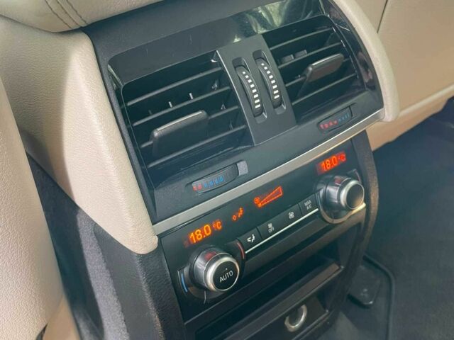 Сірий БМВ Х6, об'ємом двигуна 3 л та пробігом 122 тис. км за 28500 $, фото 9 на Automoto.ua