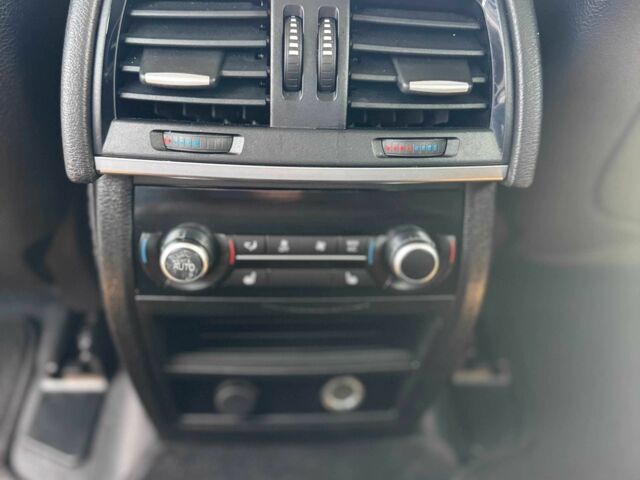 Серый БМВ Х6, объемом двигателя 3 л и пробегом 100 тыс. км за 28900 $, фото 11 на Automoto.ua