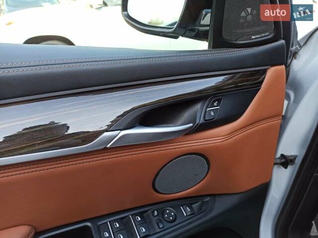 Сірий БМВ Х6, об'ємом двигуна 2.98 л та пробігом 71 тис. км за 39500 $, фото 13 на Automoto.ua