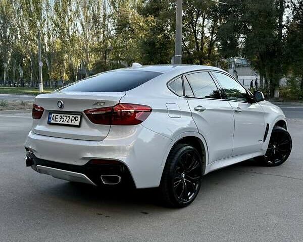 Сірий БМВ Х6, об'ємом двигуна 2.98 л та пробігом 71 тис. км за 32000 $, фото 4 на Automoto.ua