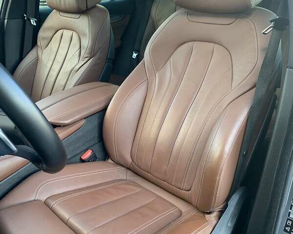 Серый БМВ Х6, объемом двигателя 2.99 л и пробегом 125 тыс. км за 43000 $, фото 23 на Automoto.ua