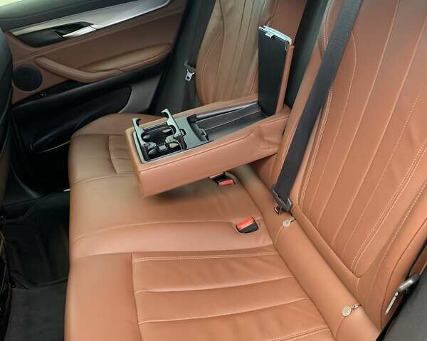 Серый БМВ Х6, объемом двигателя 2.99 л и пробегом 125 тыс. км за 43000 $, фото 48 на Automoto.ua