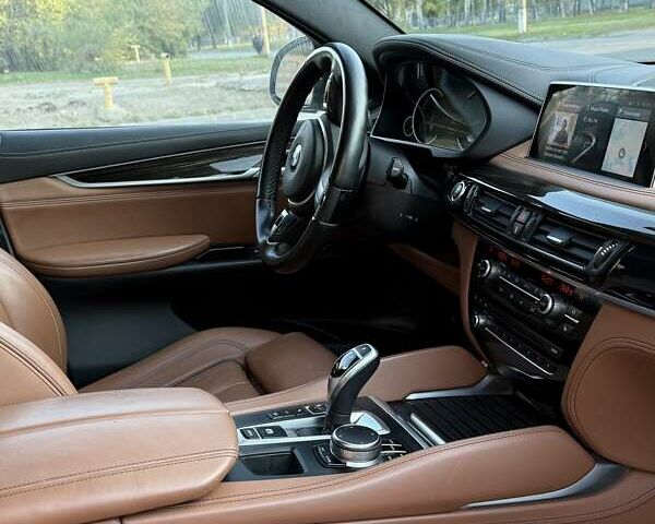 Сірий БМВ Х6, об'ємом двигуна 2.98 л та пробігом 71 тис. км за 32000 $, фото 21 на Automoto.ua