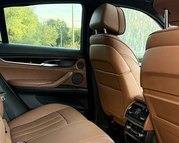 Сірий БМВ Х6, об'ємом двигуна 2.98 л та пробігом 71 тис. км за 32000 $, фото 17 на Automoto.ua