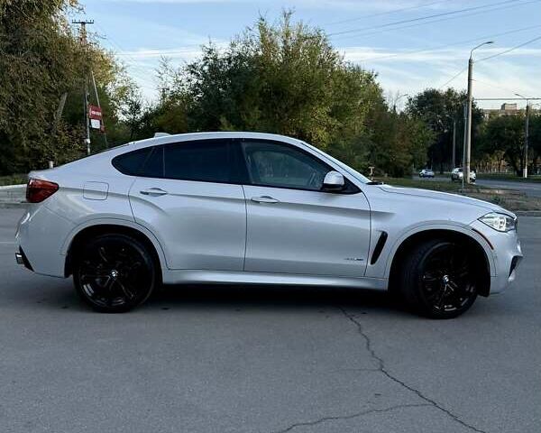 Сірий БМВ Х6, об'ємом двигуна 2.98 л та пробігом 71 тис. км за 32000 $, фото 2 на Automoto.ua