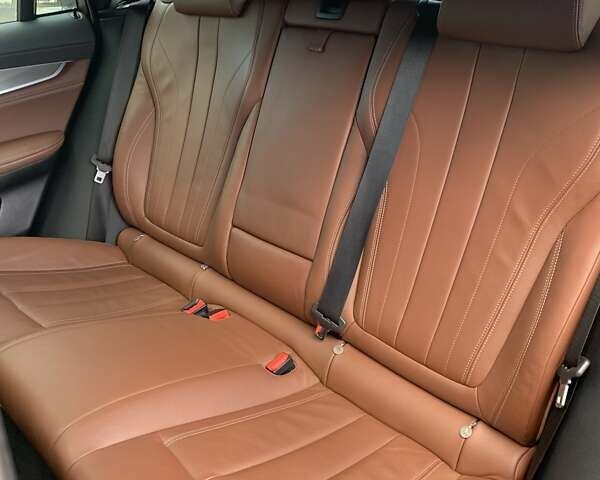 Серый БМВ Х6, объемом двигателя 2.99 л и пробегом 125 тыс. км за 43000 $, фото 47 на Automoto.ua