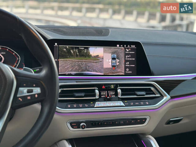 Серый БМВ Х6, объемом двигателя 3 л и пробегом 31 тыс. км за 69800 $, фото 49 на Automoto.ua
