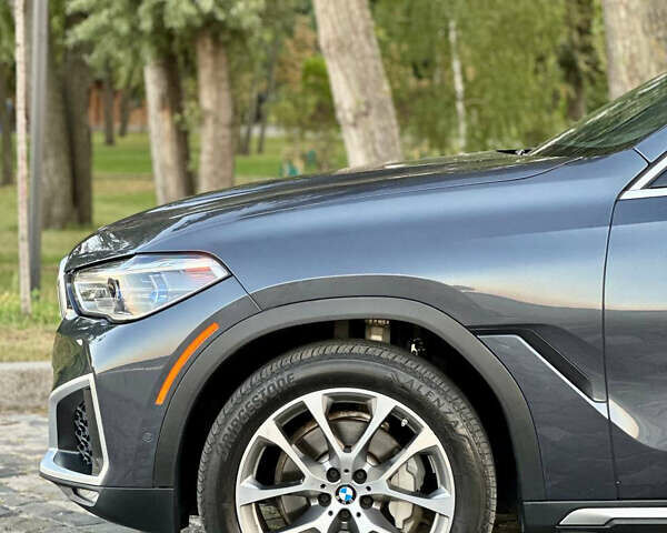 Серый БМВ Х6, объемом двигателя 3 л и пробегом 31 тыс. км за 69800 $, фото 8 на Automoto.ua