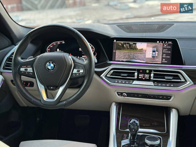Серый БМВ Х6, объемом двигателя 3 л и пробегом 31 тыс. км за 69800 $, фото 46 на Automoto.ua
