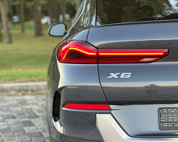 Серый БМВ Х6, объемом двигателя 3 л и пробегом 31 тыс. км за 69800 $, фото 16 на Automoto.ua